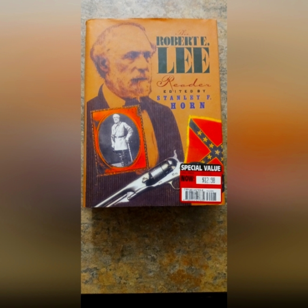 The Robert E. Lee Reader - Orange Cover